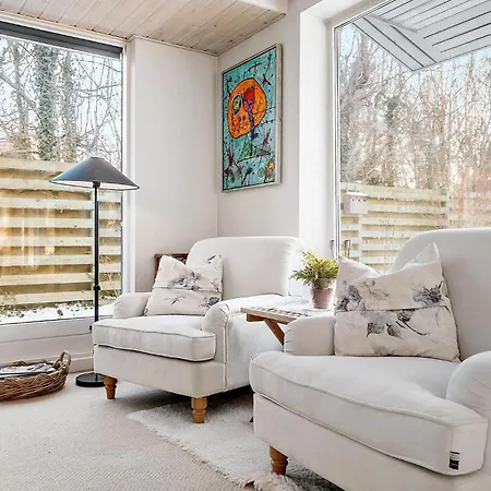 Stunning In With Wifi Holiday home